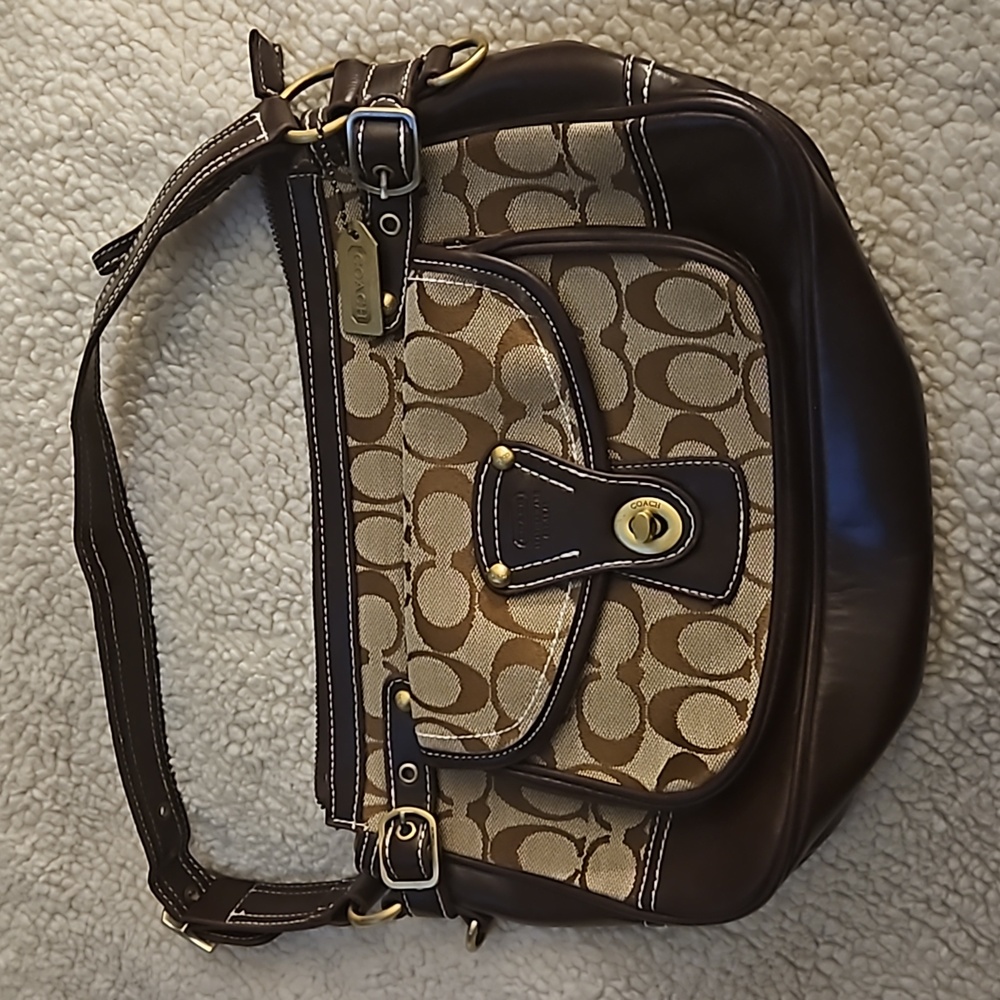 Coach shoulder bag